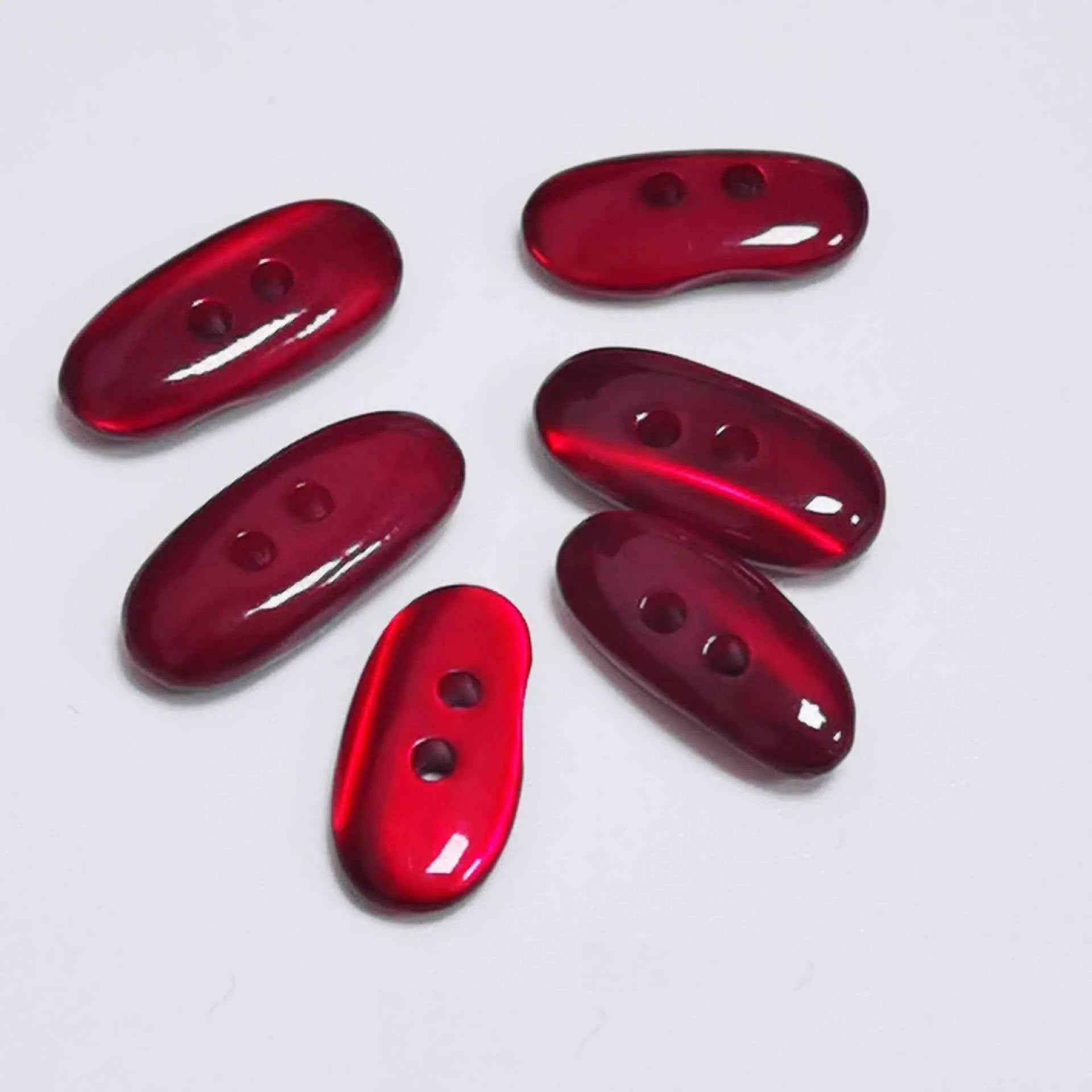 24L (15mm) Slim 2-Hole Mother of Pearl Shell Buttons 100 Pack