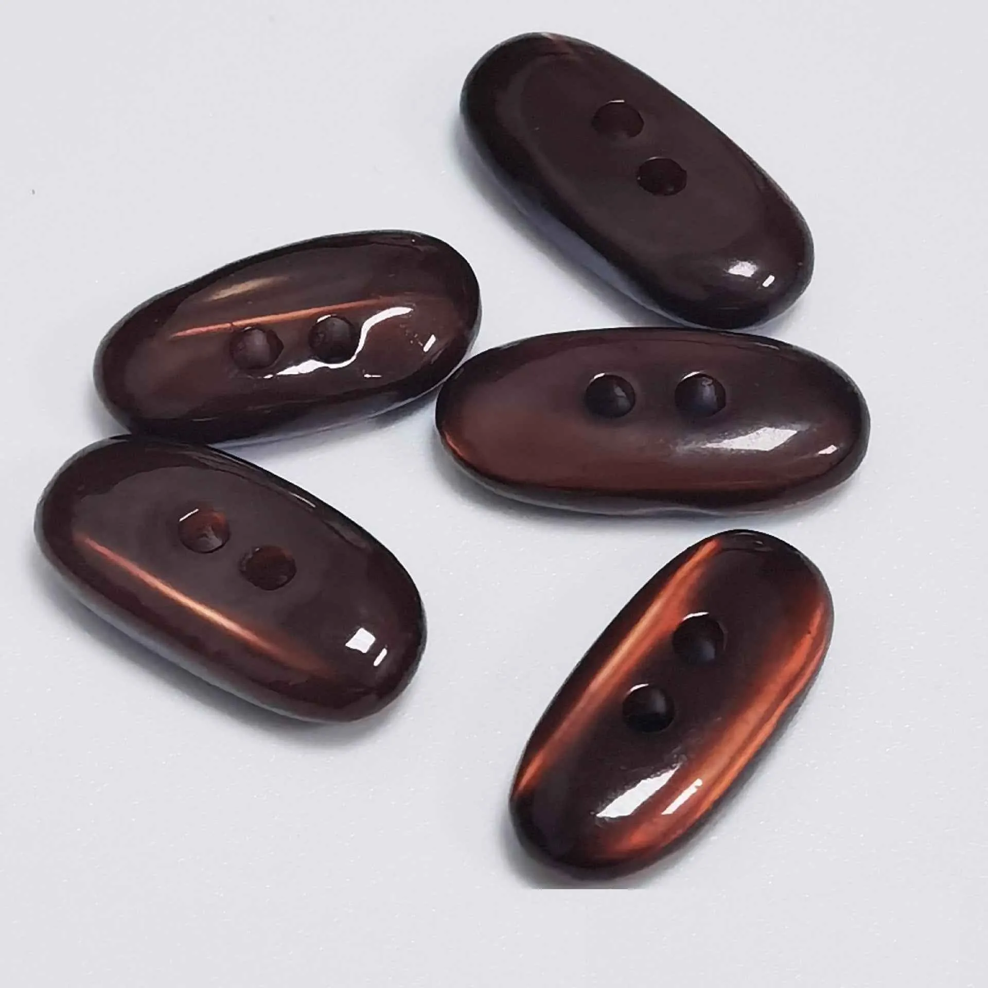 24L (15mm) Slim 2-Hole Mother of Pearl Shell Buttons 100 Pack