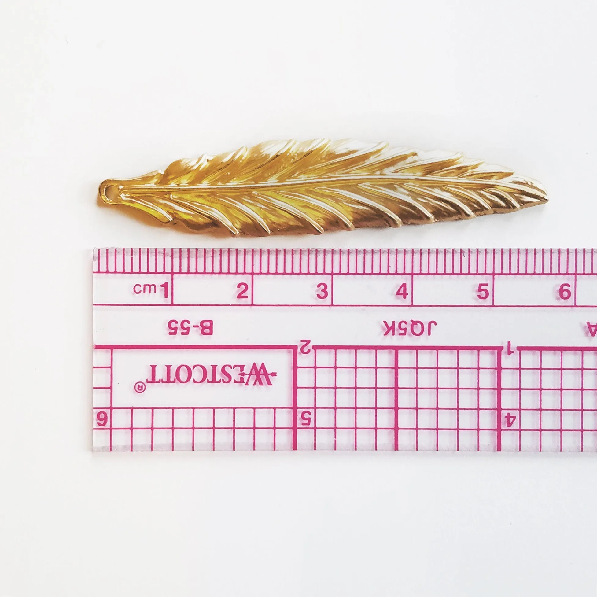 5 Gold Plated Feathers Pendant Charms