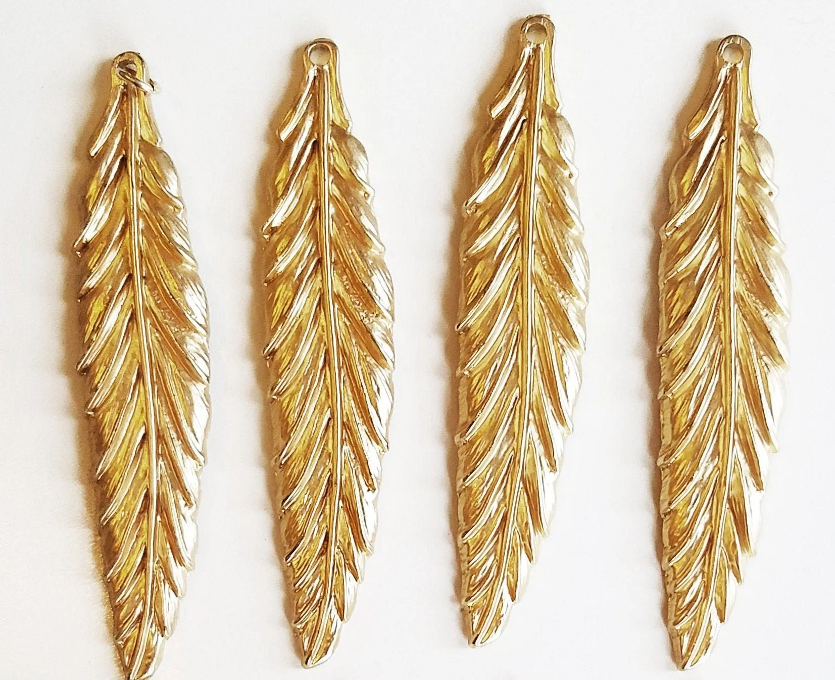 5 Gold Plated Feathers Pendant Charms