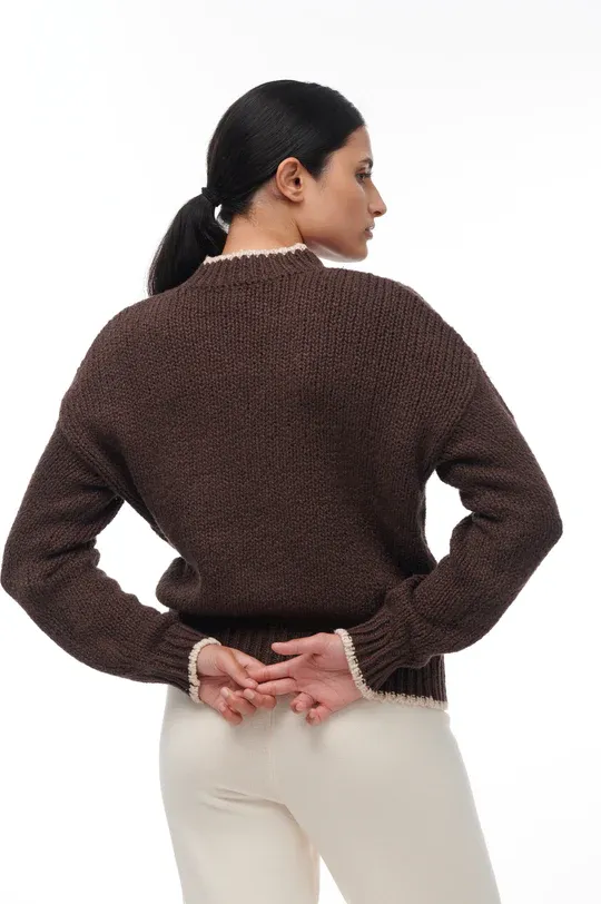 Austin Chunky Pullover In Deep Oak