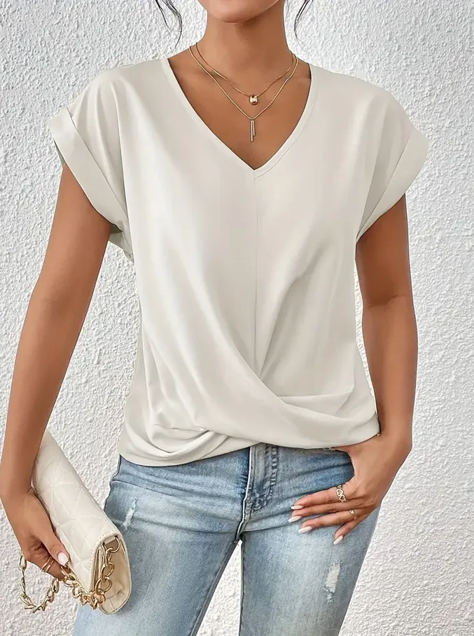Bella | V-Neck Delight
