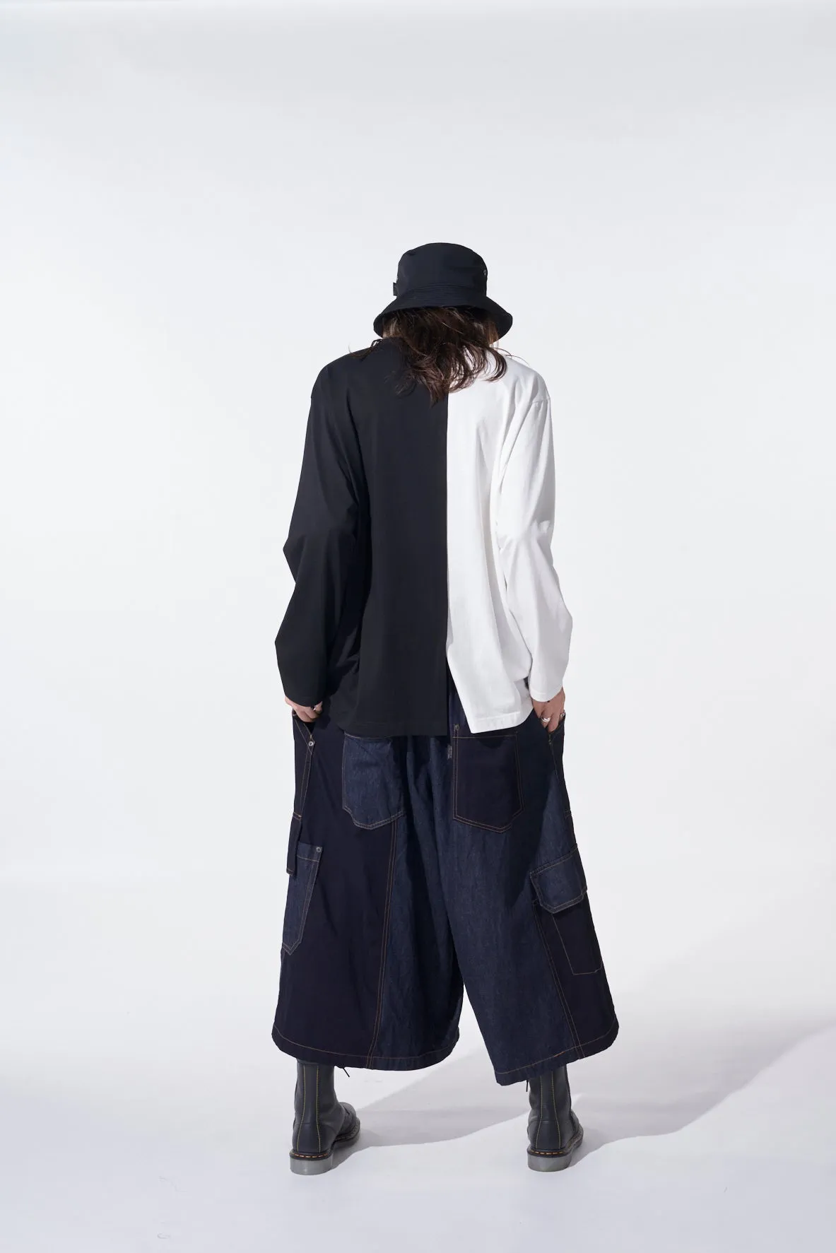 BICOLOR LONG-SLEEVED T-SHIRT WITH HEM SLITS