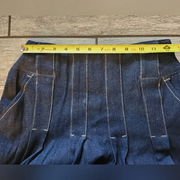 Denim Pleated Maxi Skirt Size 0 Seams Pockets Blue Dark Flare Y2K 2000’s Amici