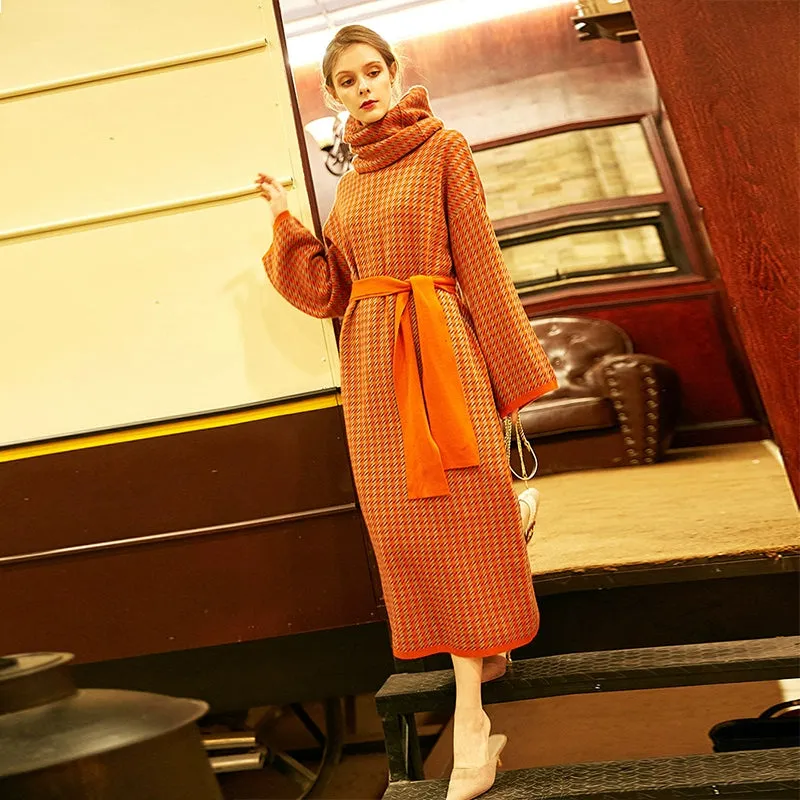 Elegant Patterned Knit Dress