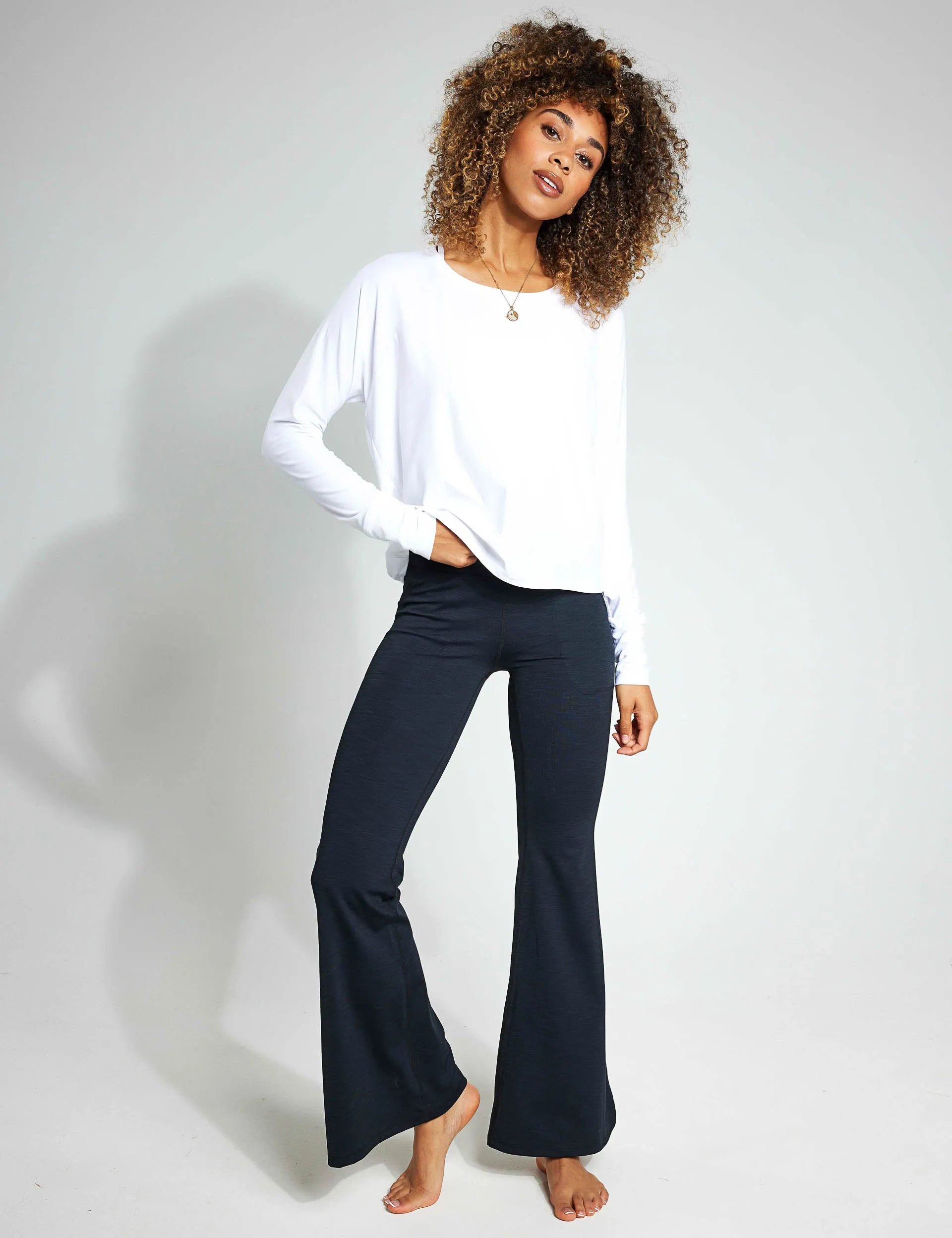 Featherweight Daydreamer Pullover - Cloud White