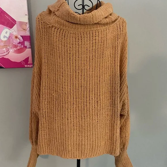 Free People Be Yours Pullover Cowl Turtleneck Sweater Size Medium
