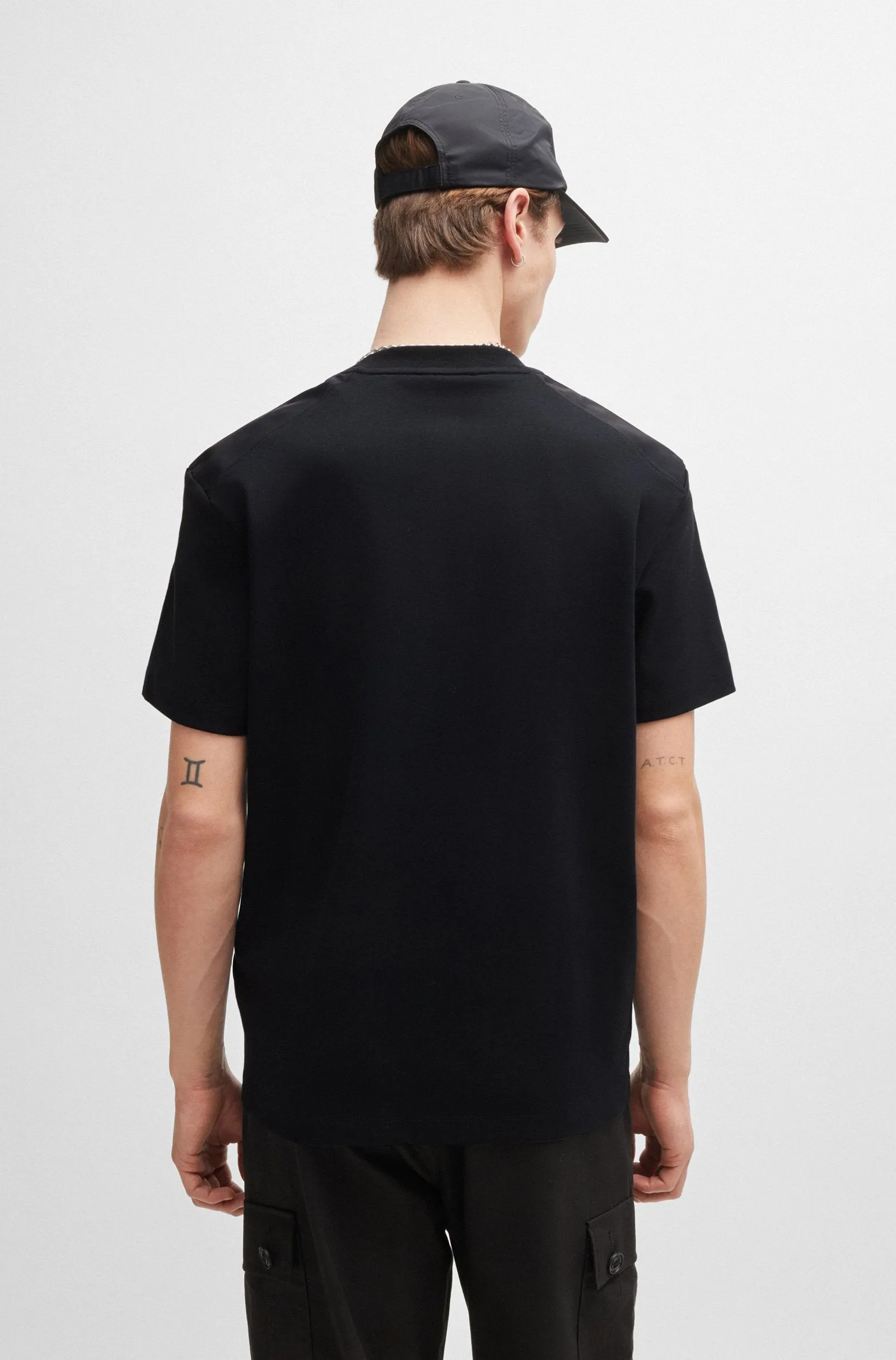HUGO T-Shirts Relaxed Fit in Cotton - DABIENO 10261766 01-50517637
