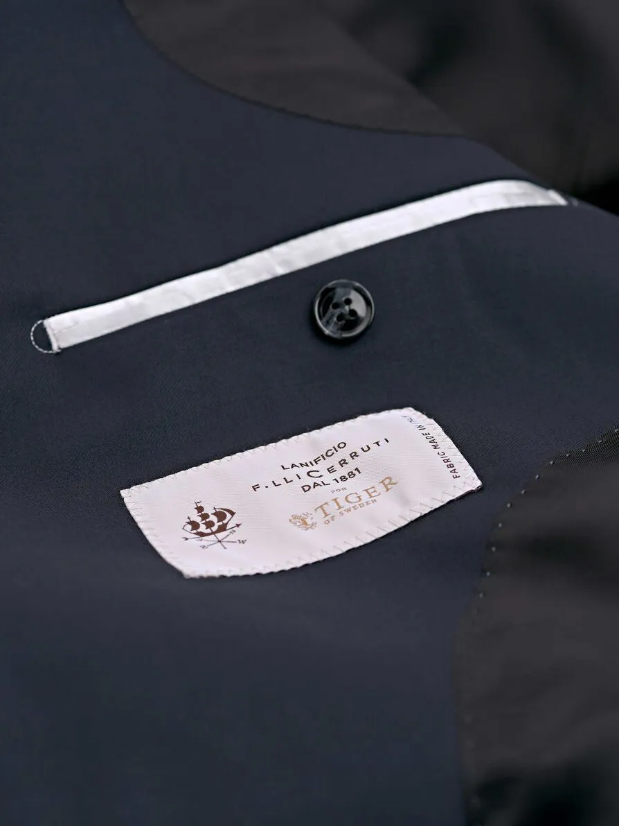 Jarrie Blazer in Navy