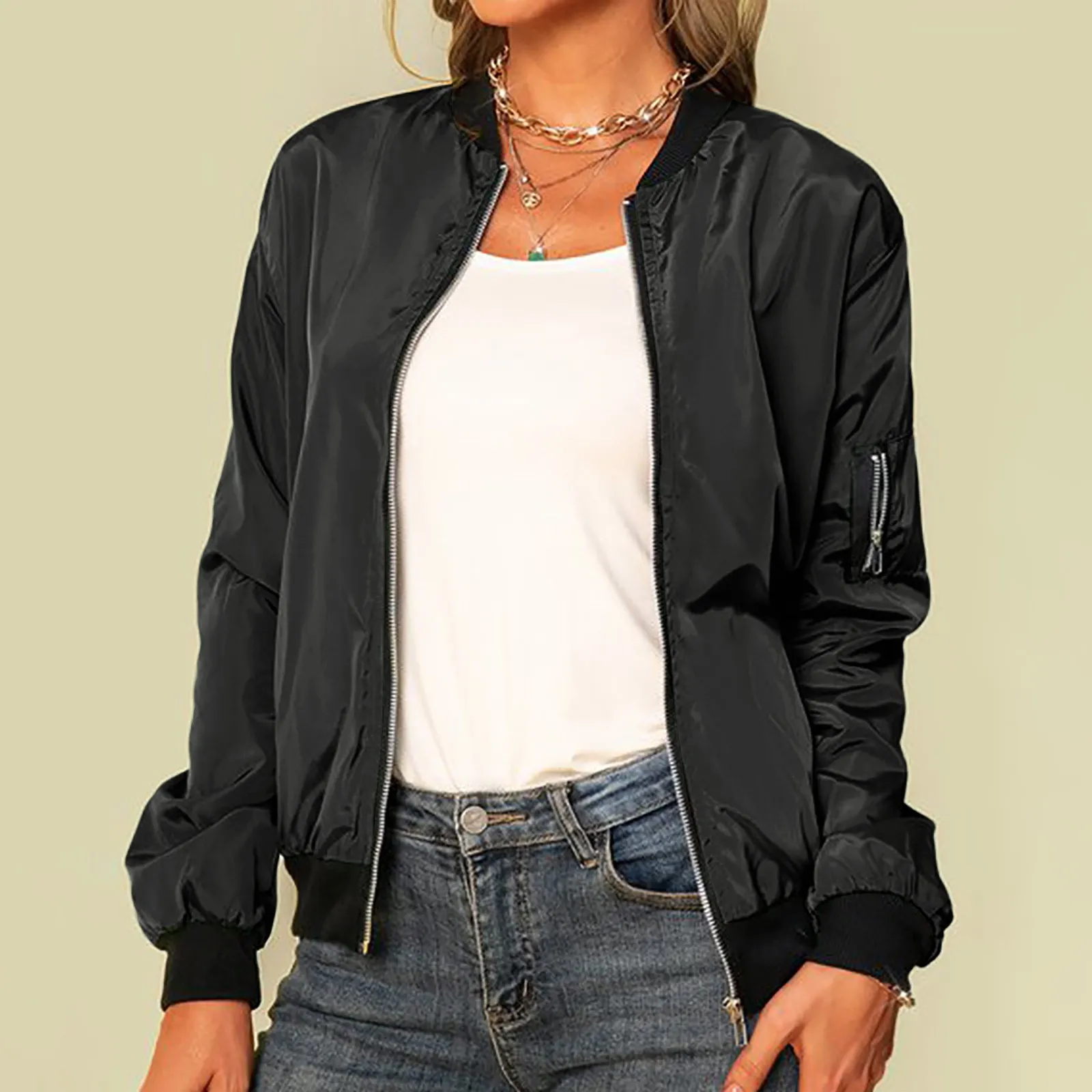 Lightweight bomber jacket with zip - Comfortable and versatile - Perfect for chilly days