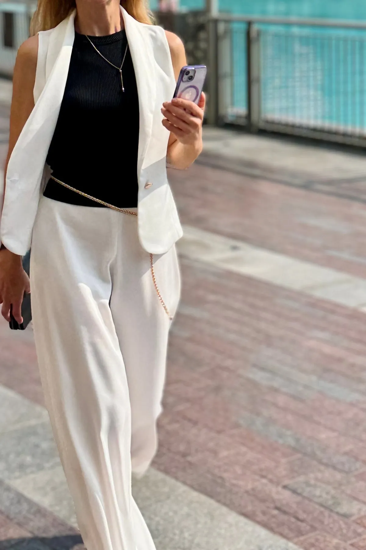 Marco Crepe Shawl Collar White Waistcoat