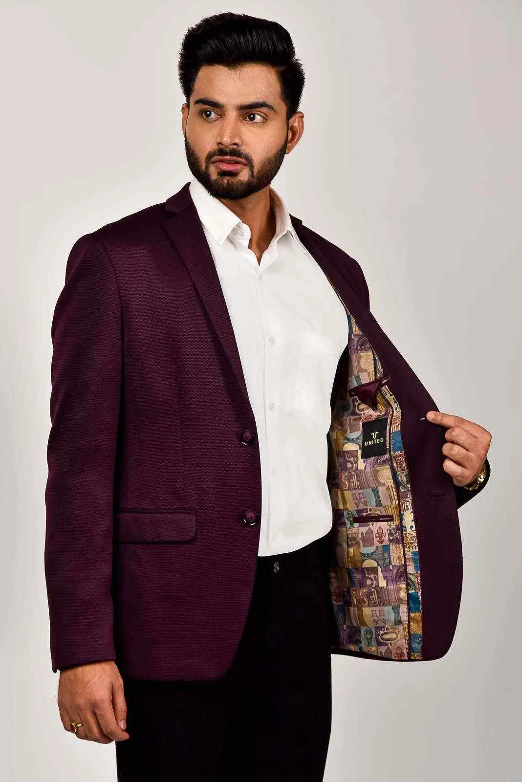 Maroon Knitted Blazer For Office Meetings