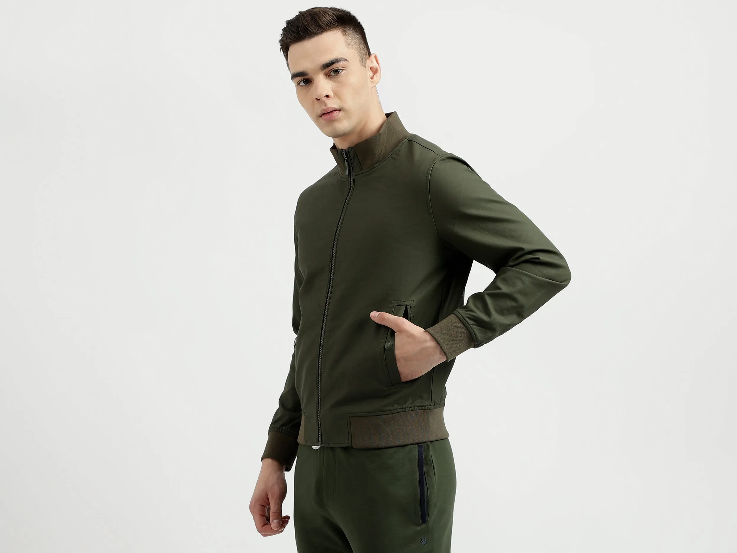 Men's Regular Fit Mock Neck Jacket