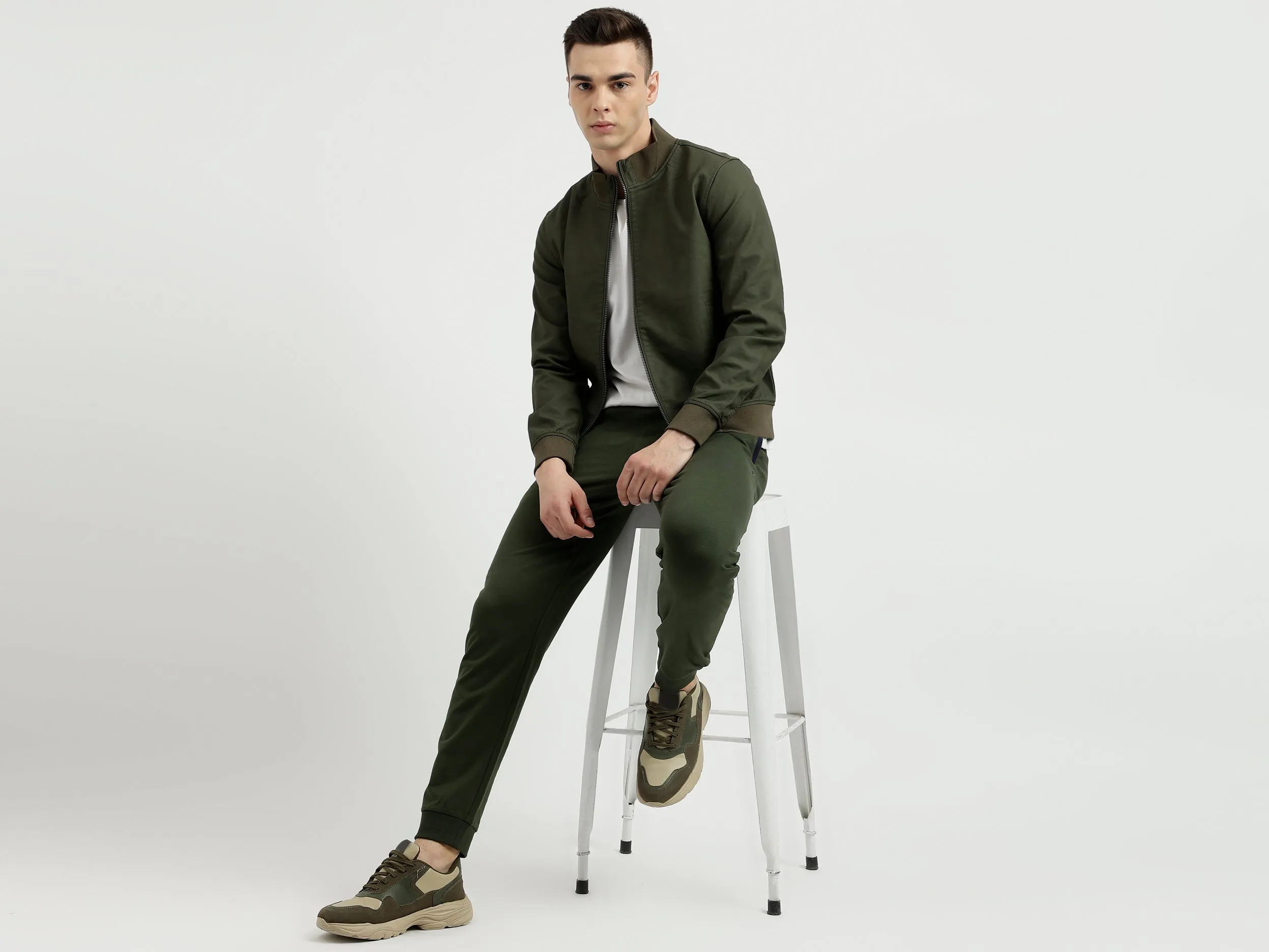 Men's Regular Fit Mock Neck Jacket