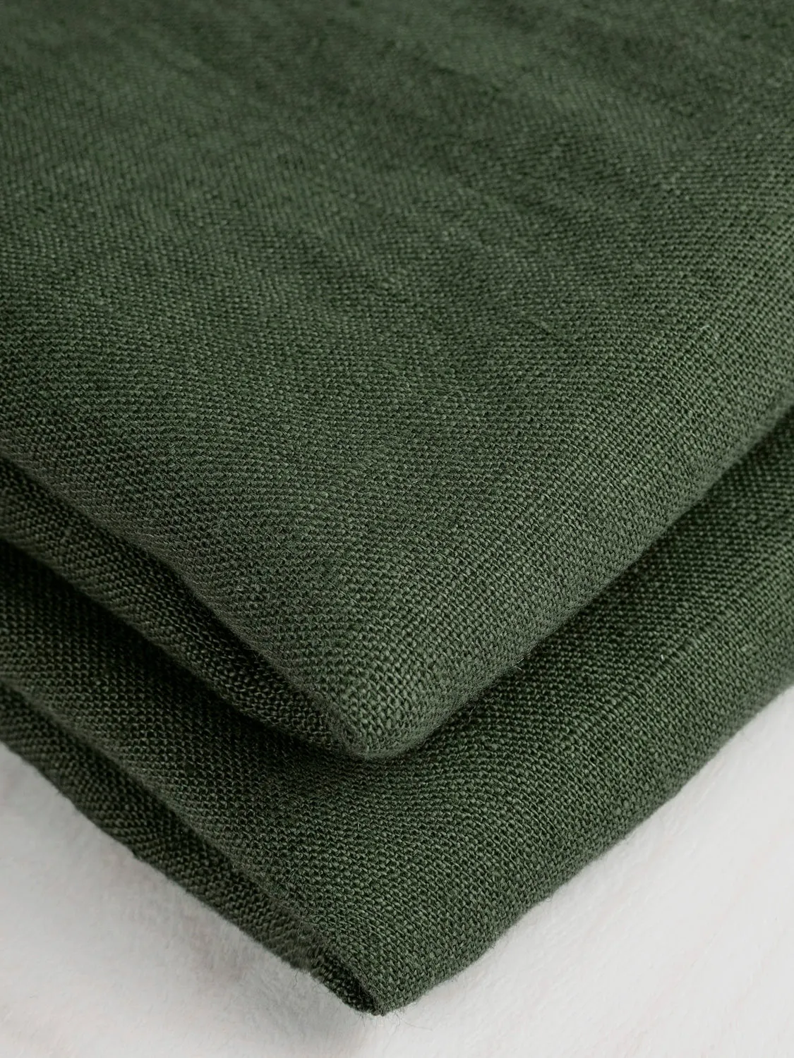 Midweight European Linen - Hunter Green - Swatch