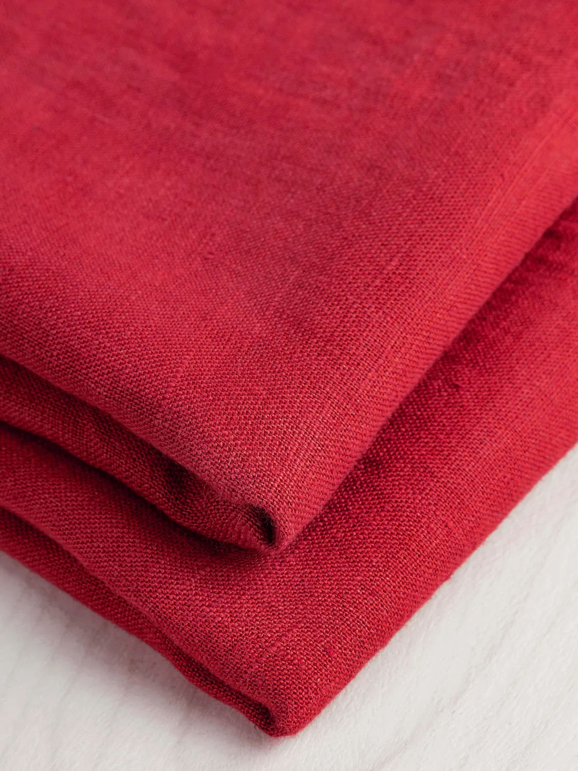 Midweight European Linen - Tomato - Swatch