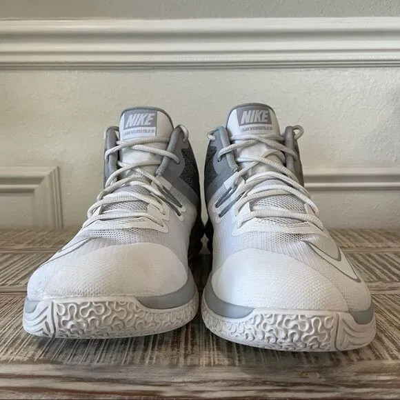 Nike Air Versatile 2 White Wolf Grey