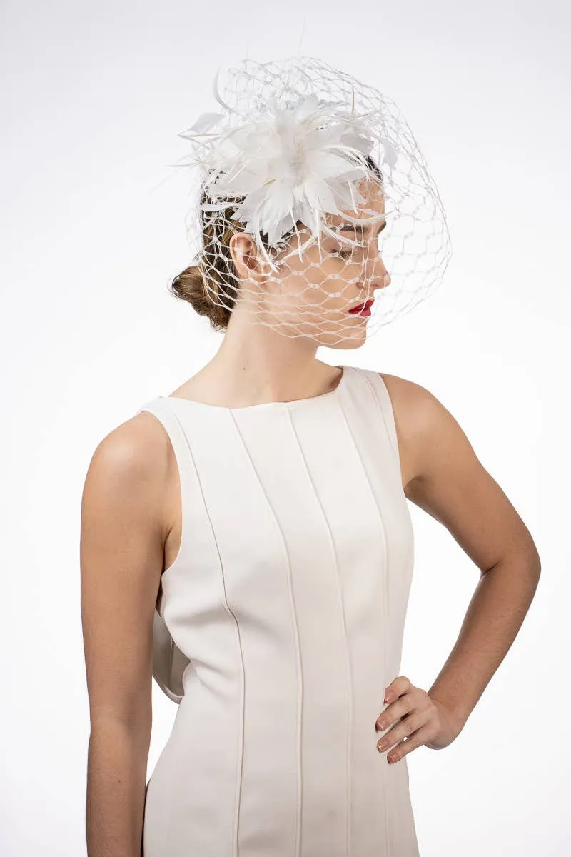 Pleated Crinoline Comb Fascinator: Ivory