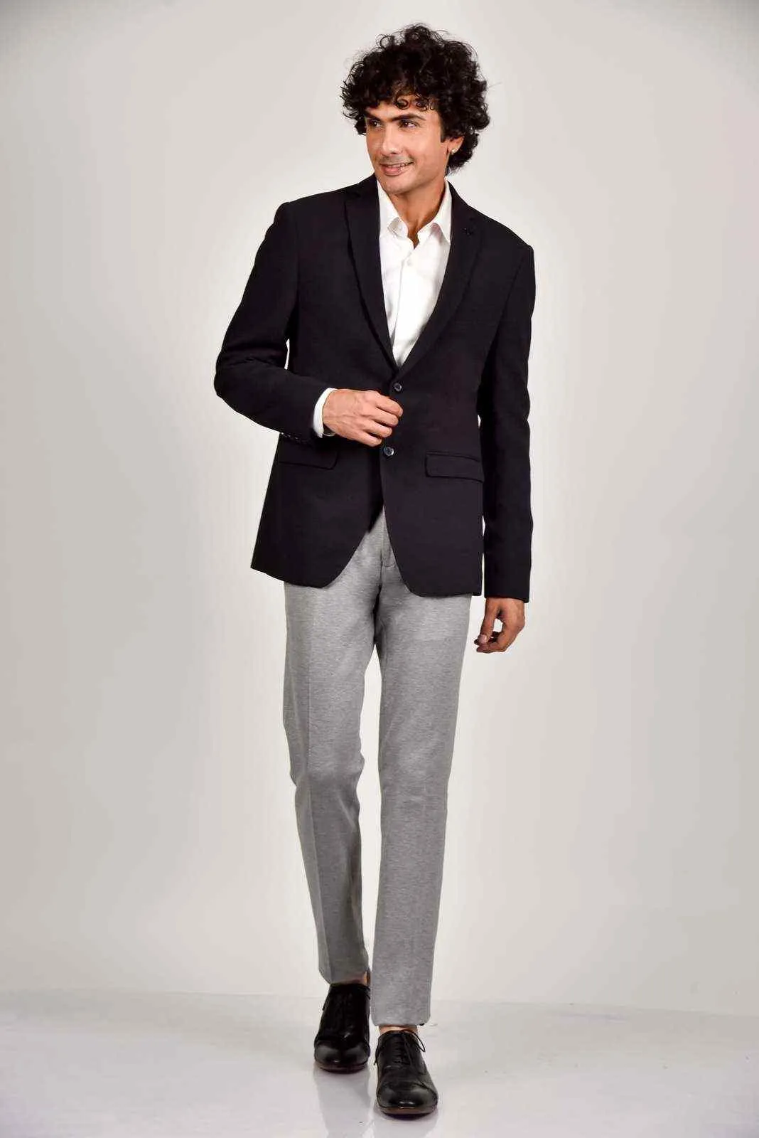 Plus Size of Black Knitted Formal Blazer