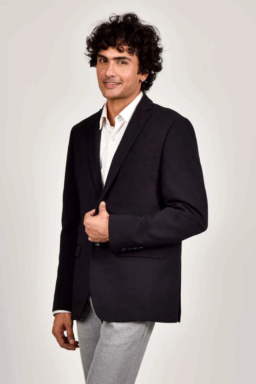 Plus Size of Black Knitted Formal Blazer