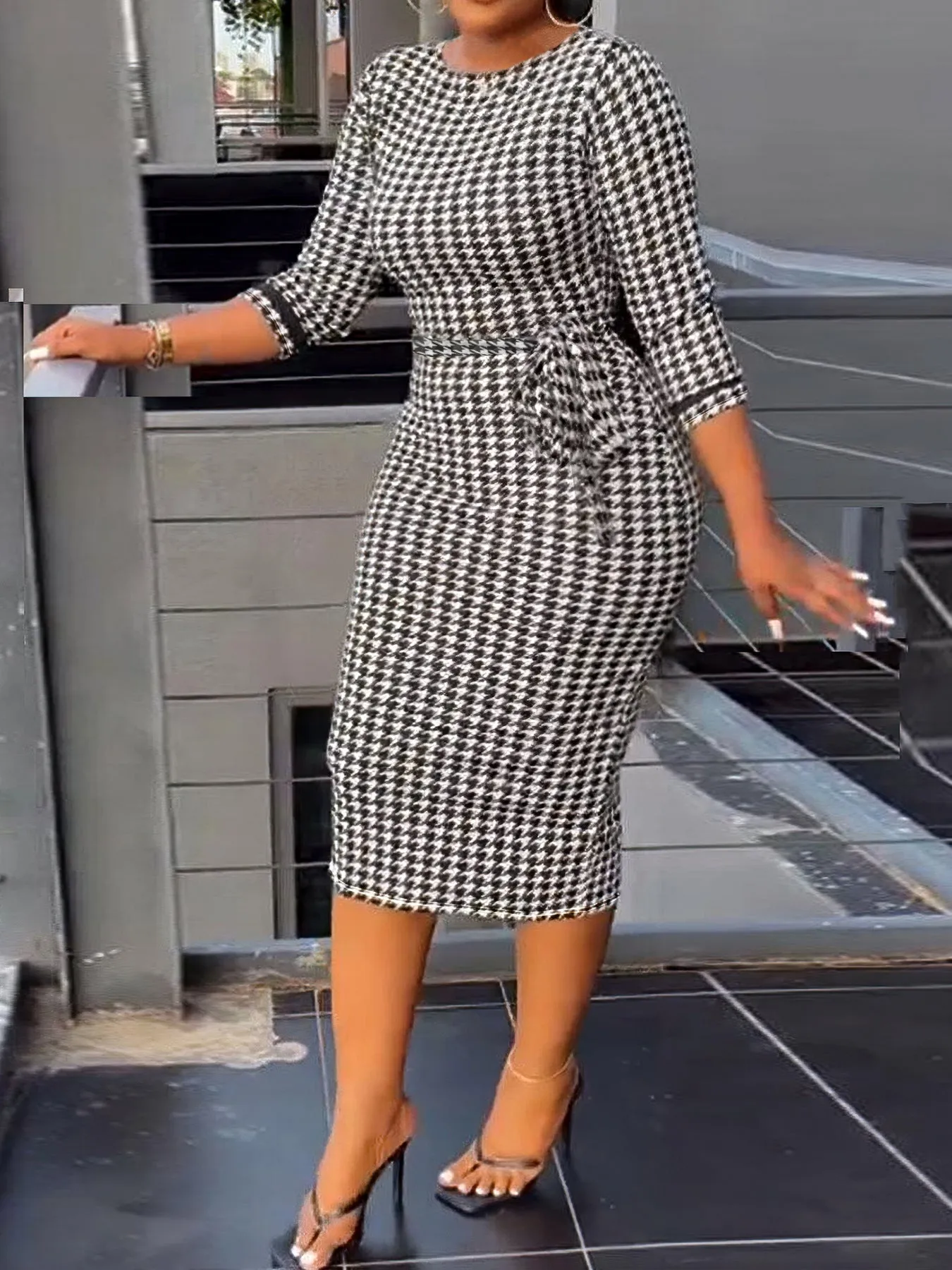 Sophisticated Black and White Plaid Bodycon Dress for Effortless Office Chic