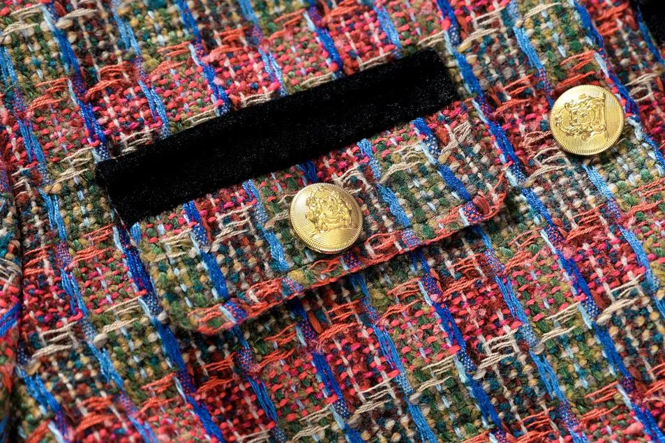 Stylish Velvet Blazer with Patch Pocket and Metal Buttons