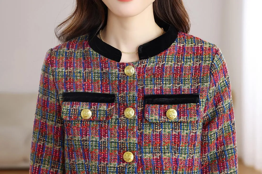 Stylish Velvet Blazer with Patch Pocket and Metal Buttons