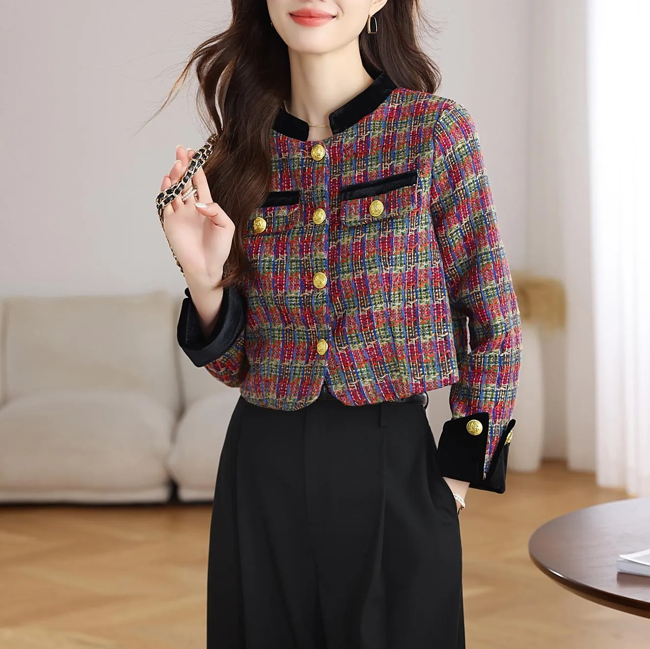 Stylish Velvet Blazer with Patch Pocket and Metal Buttons
