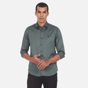 Tailored Regular Fit Solid Casual Shirt