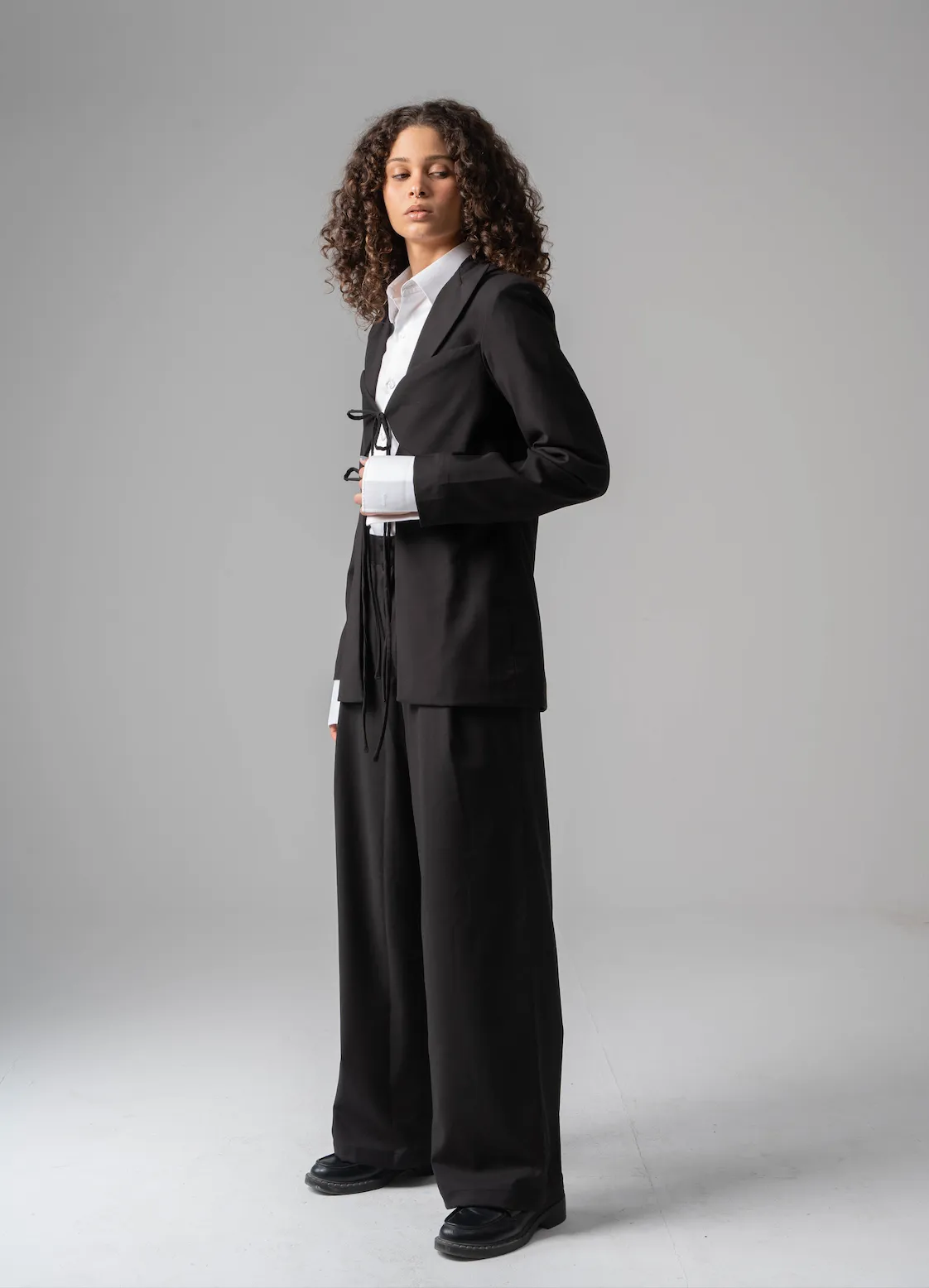THE BOW BLAZER