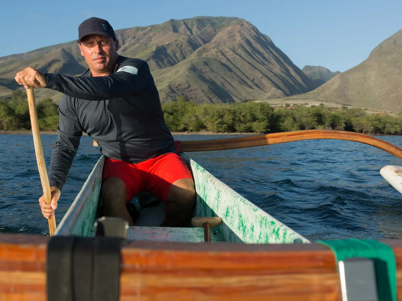 The Kanaha Hydrophobic Shirt for Men - Blue Atoll (Rich Navy)