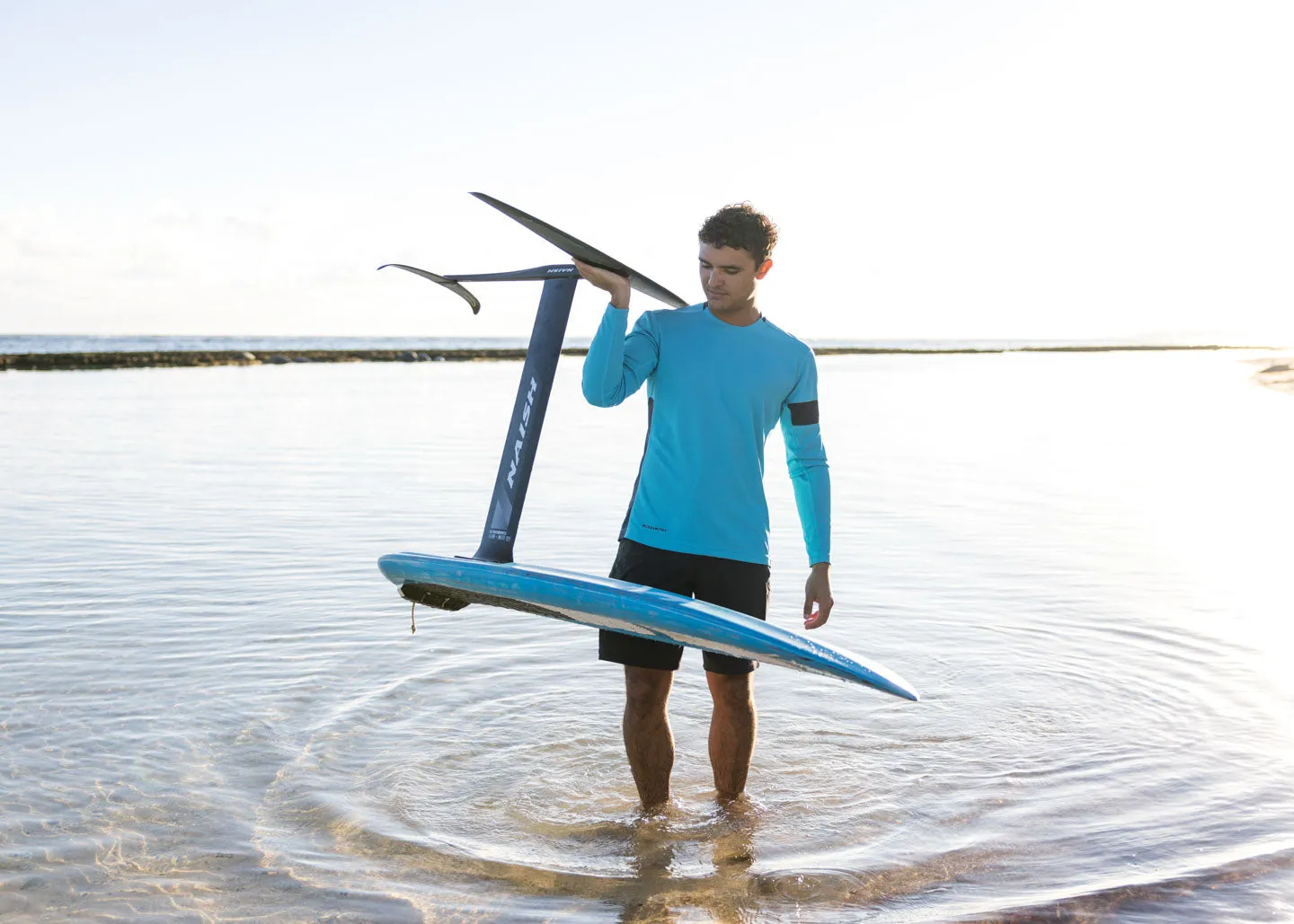 The Kanaha Hydrophobic Shirt for Men - Blue Atoll (Rich Navy)
