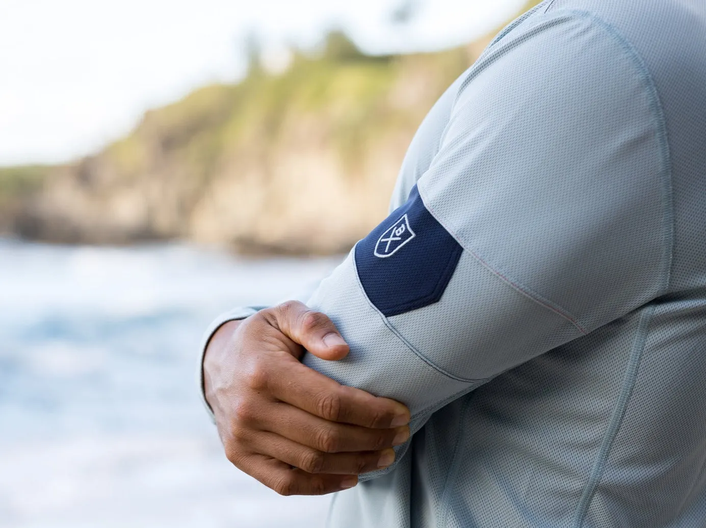 The Kanaha Hydrophobic Shirt for Men - Storm Blue (Rich Navy)