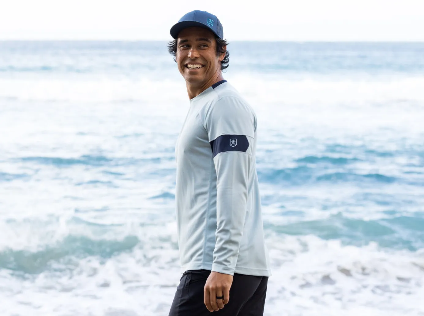The Kanaha Hydrophobic Shirt for Men - Storm Blue (Rich Navy)