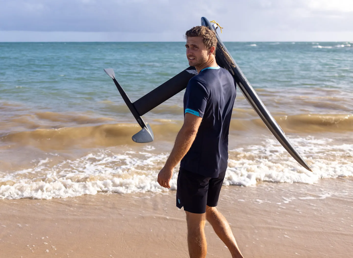 The Lane Hydrophobic Shirt for Men - Rich Navy