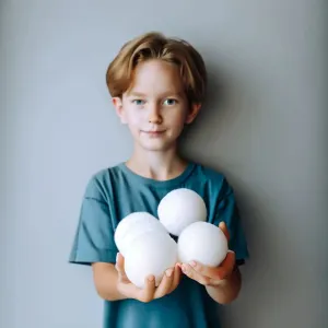 Tiny Versatile 20 mm Felt Balls (300 pcs)