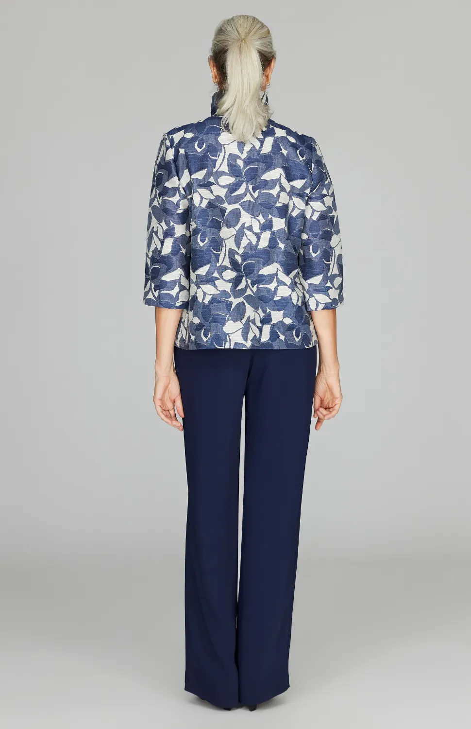 Tonal Floral Jacquard Short Button Front Jacket