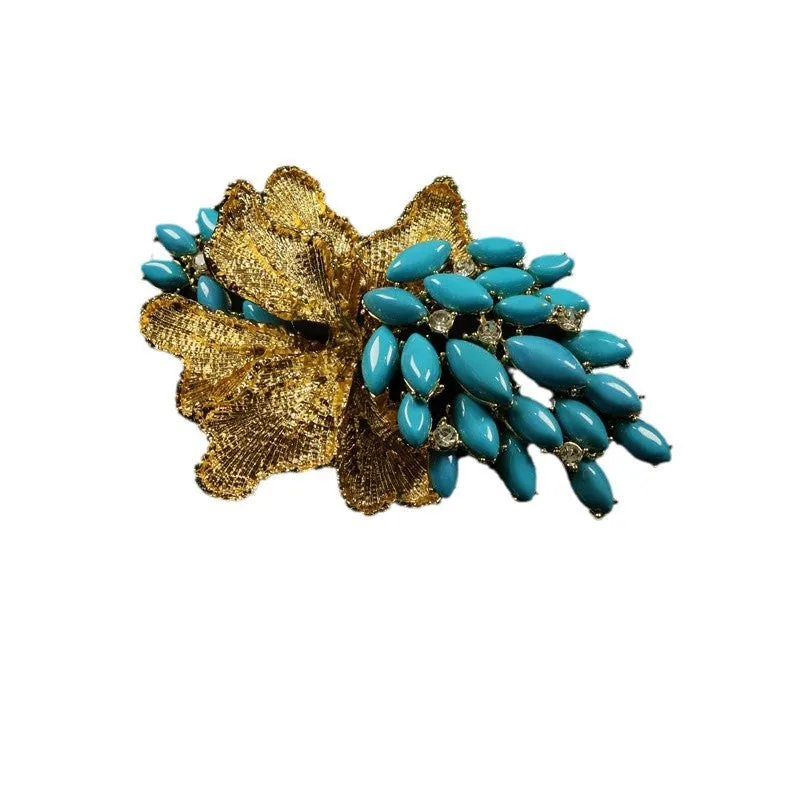 Vintage Royal-Inspired Grape Brooch Rhinestone Alloy Coat Pin